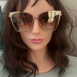Diff Eyewear Becky Sunglasses